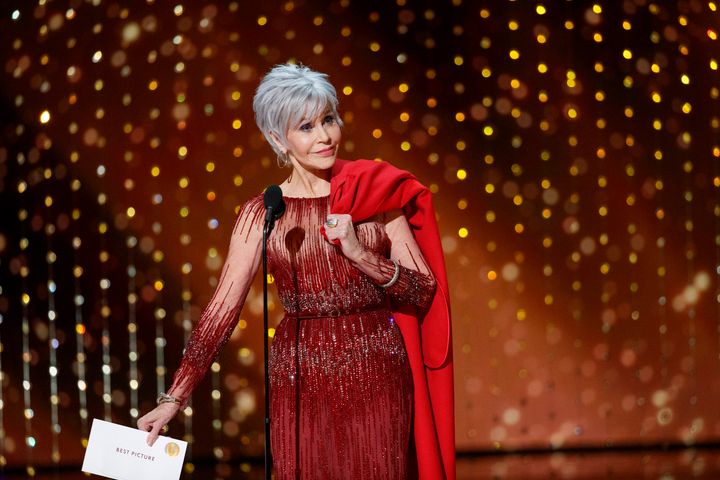 Jane Fonda turned up at the 2020 Oscars in a gown by Elie Saab. She carried the coat in which she's been arrested five times 