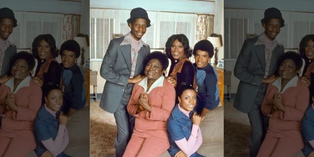Portrait of the cast of the television show 'Good Times,' Los Angeles, California, August 5, 1977. Pictured are, front row, American actresses Esther Rolle (1920 - 1998) (left) and BernNadette Stanis; back row, from left, American actors Jimmie Walker, Ja'net DuBois, and Ralph Carter. 