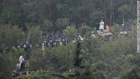 Wuhan residents had been unable to bury their loved ones for months, as authorities banned funerals and shut cemeteries to cut coronavaris risks.