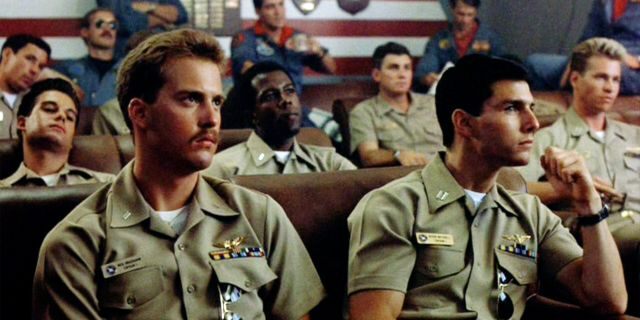 , Anthony Edwards as Lt. Nick "Goose" Bradshaw and Tom Cruise as Lt. Pete "Maverick" Mitchell in 'Top Gun.'
