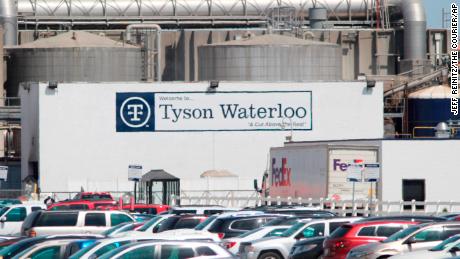 &#39;The food supply chain is breaking,&#39; Tyson says as plants close