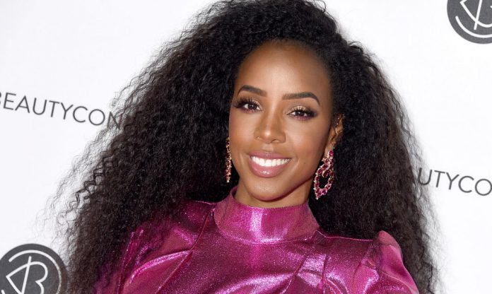 Kelly Rowland attends Beautycon Los Angeles 2019 Pink Carpet at Los Angeles Convention Center on August 10, 2019 in Los Angeles, California. (Photo by Gregg DeGuire/FilmMagic) thegrio.com