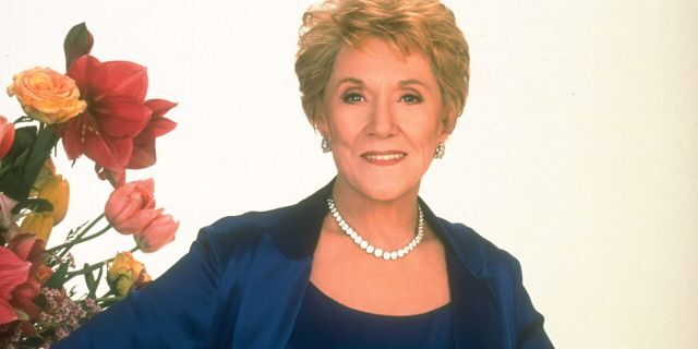 'The Young and the Restless' will air reruns featuring the late Jeanne Cooper.