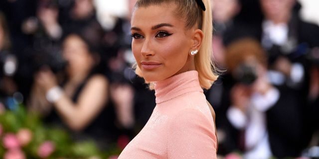 Hailey Baldwin has apologized after a restaurant hostess claimed she was 'not nice.' (Photo by Evan Agostini/Invision/AP, FILE)