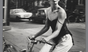 Zooming in on the Dutch street photographer Ed van der Elsken
